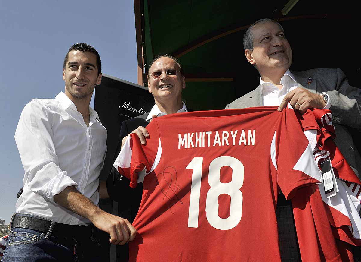 Henrikh Mkhitaryan Donates Signed Jerseys For Auction Hosted By